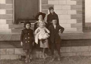 Carl & Elma Kobler Children 1913